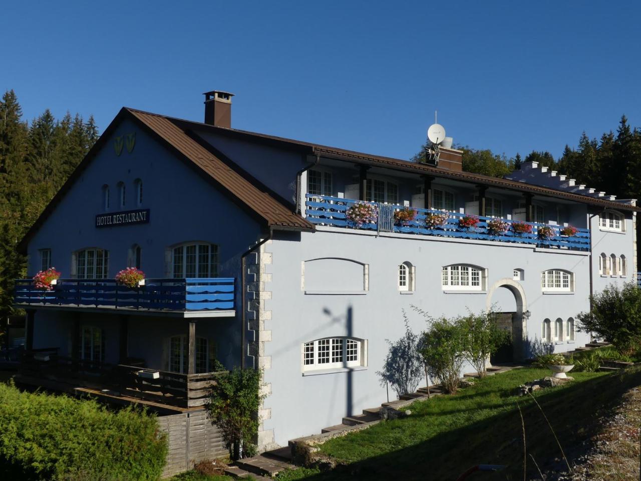 Aux Truites Bleues Hotel Fort-du-Plasne Buitenkant foto