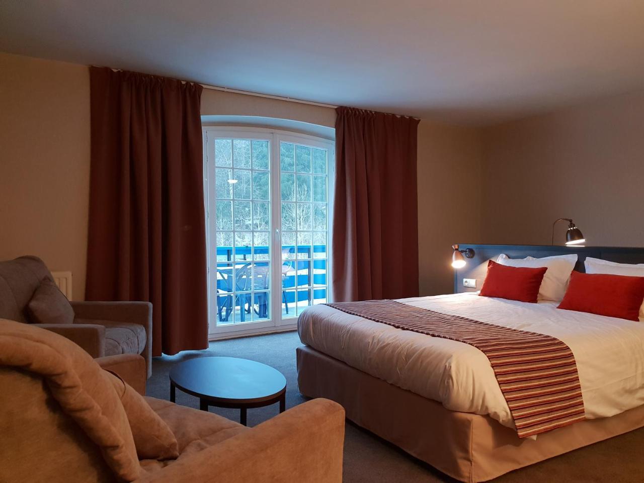 Aux Truites Bleues Hotel Fort-du-Plasne Buitenkant foto